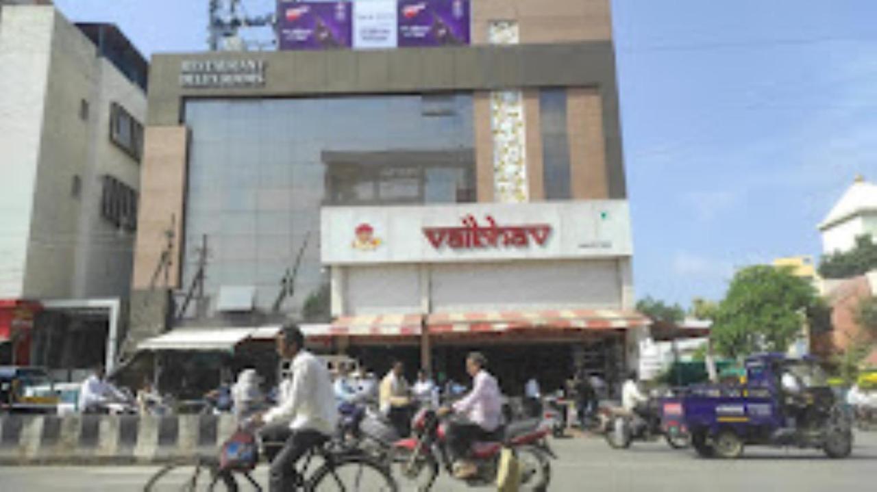 Hotel Vaibhav,Akola Eksteriør billede